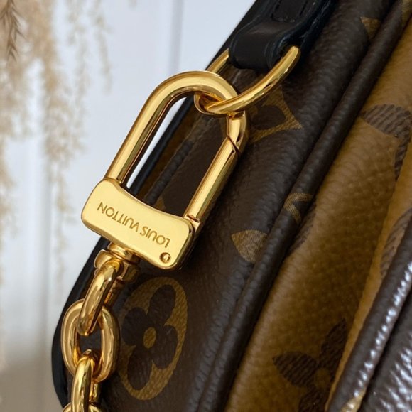 Louis Vuitton POCHETTE MÉTIS bag - Picture 2 of 9